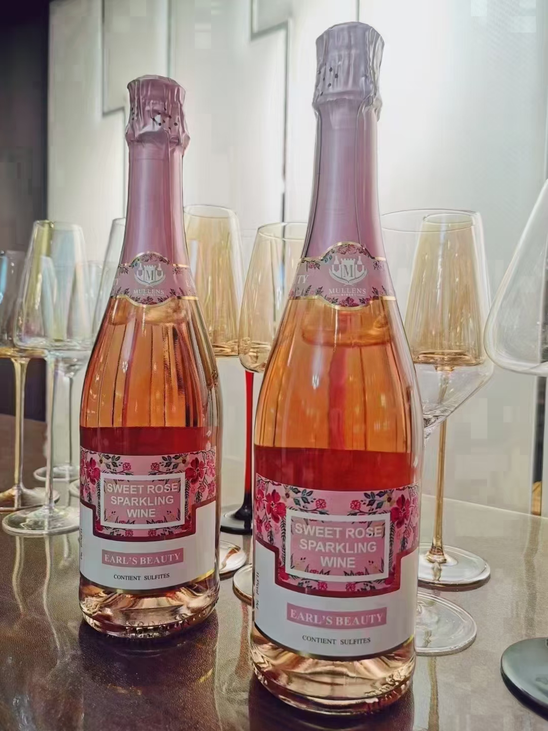 伯爵红颜起泡酒，香槟气泡，欢乐氛围的选择